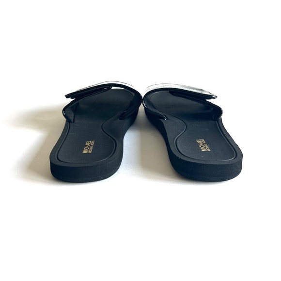 New Michael Kors Black Patent Leather Signature Logo Rubber Outsole Flip Flops - Picture 9 of 14